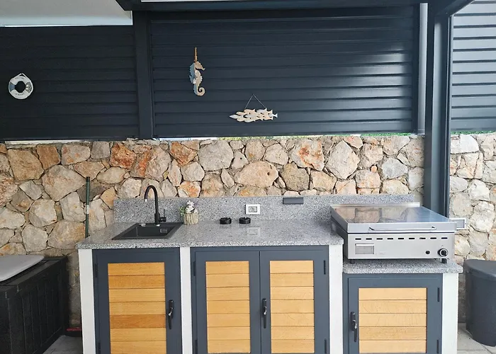 Villa Kaoru Brand New Villa With A Heated Swimming Pool