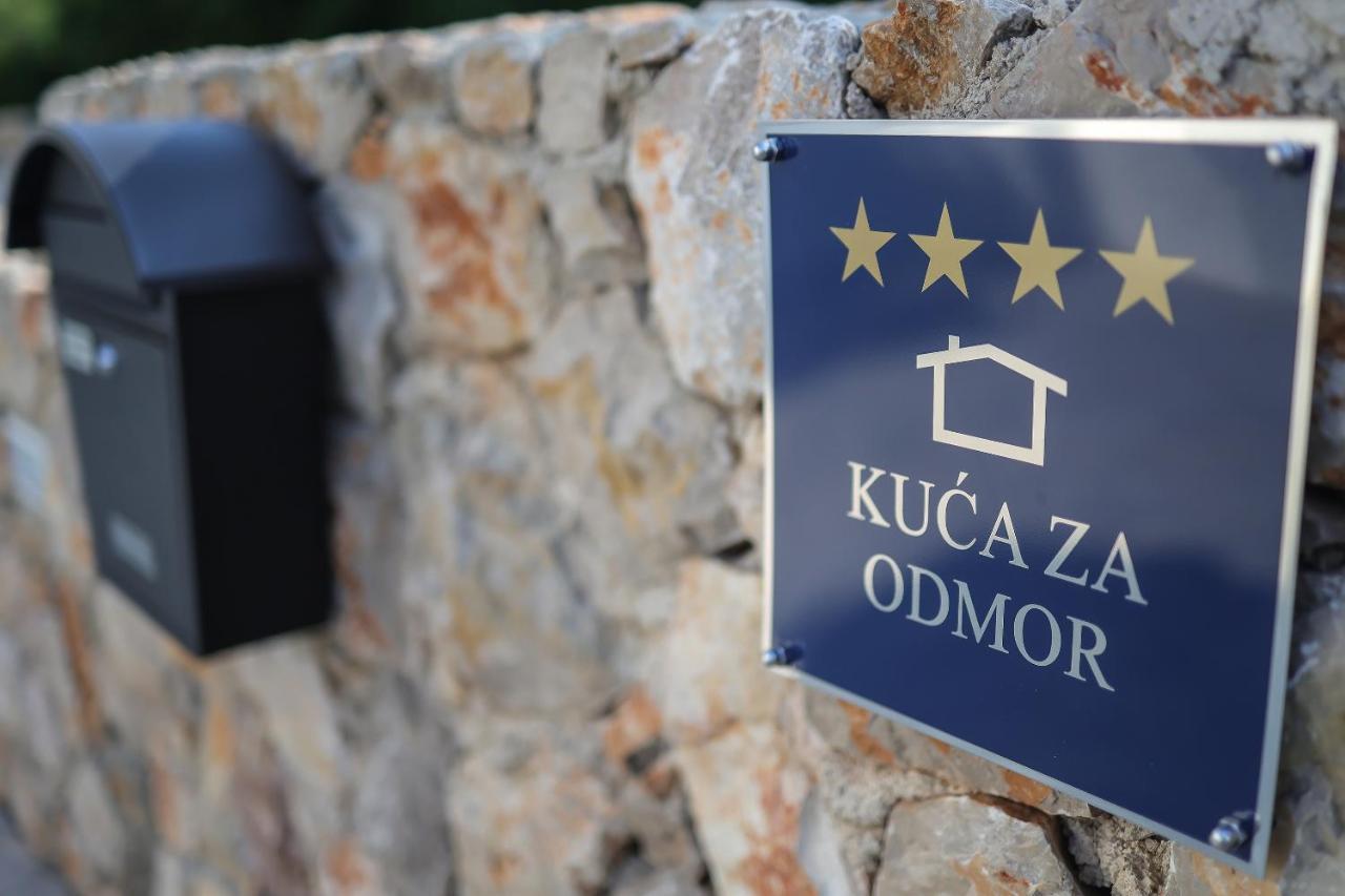 Villa Kaoru Brand New With A Heated Swimming Pool Malinska
