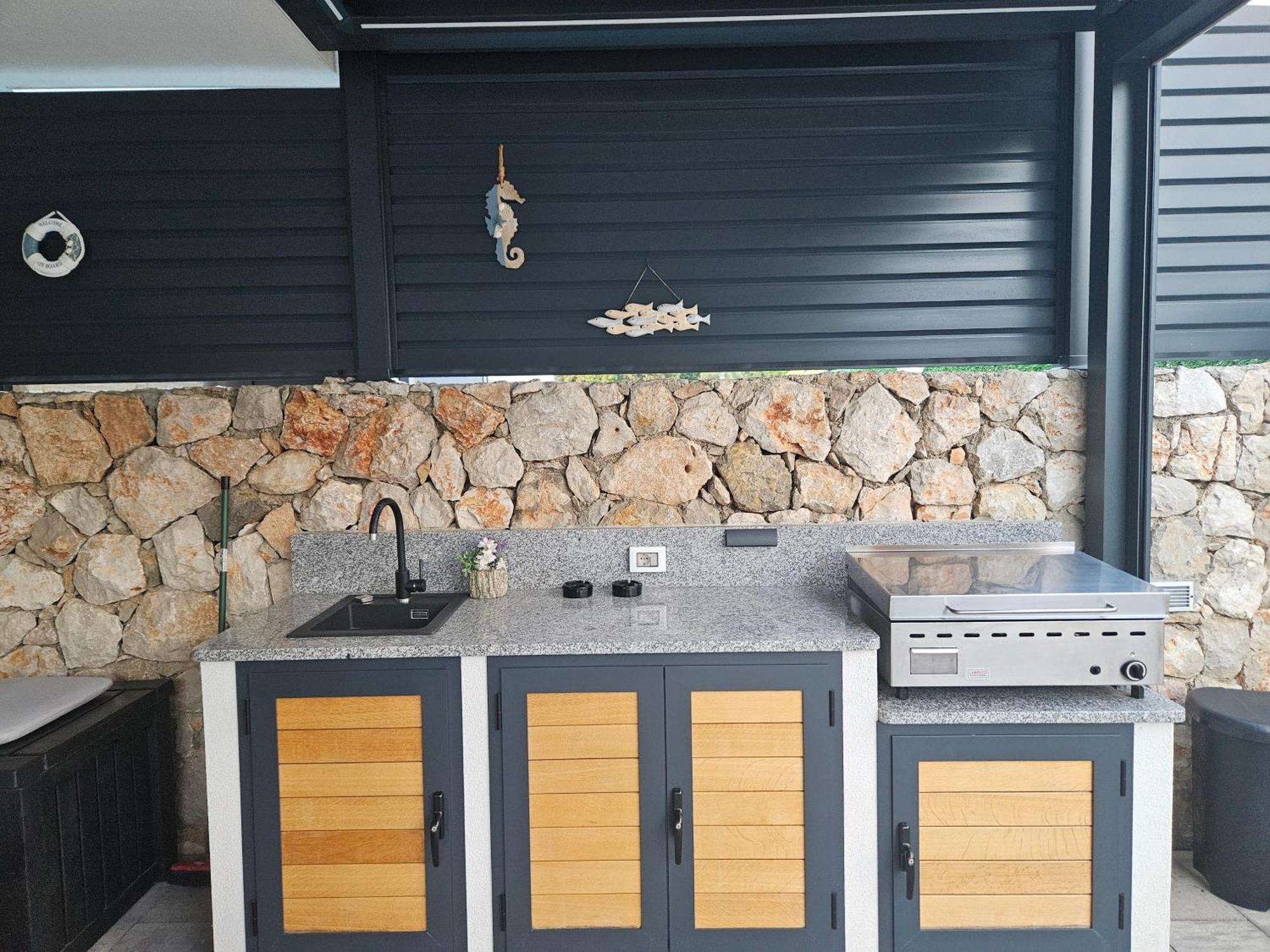 Kaoru Brand New With A Heated Swimming Pool * Malinska