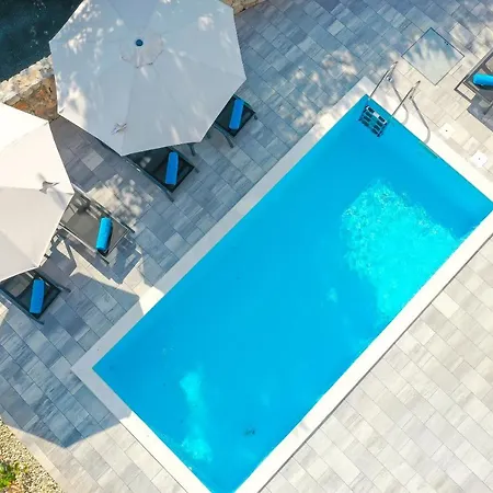 Villa Kaoru Brand New Villa With A Heated Swimming Pool Malinska Kültér fotó