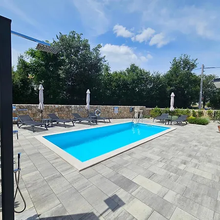 Villa Kaoru Brand New Villa With A Heated Swimming Pool Malinska Kültér fotó