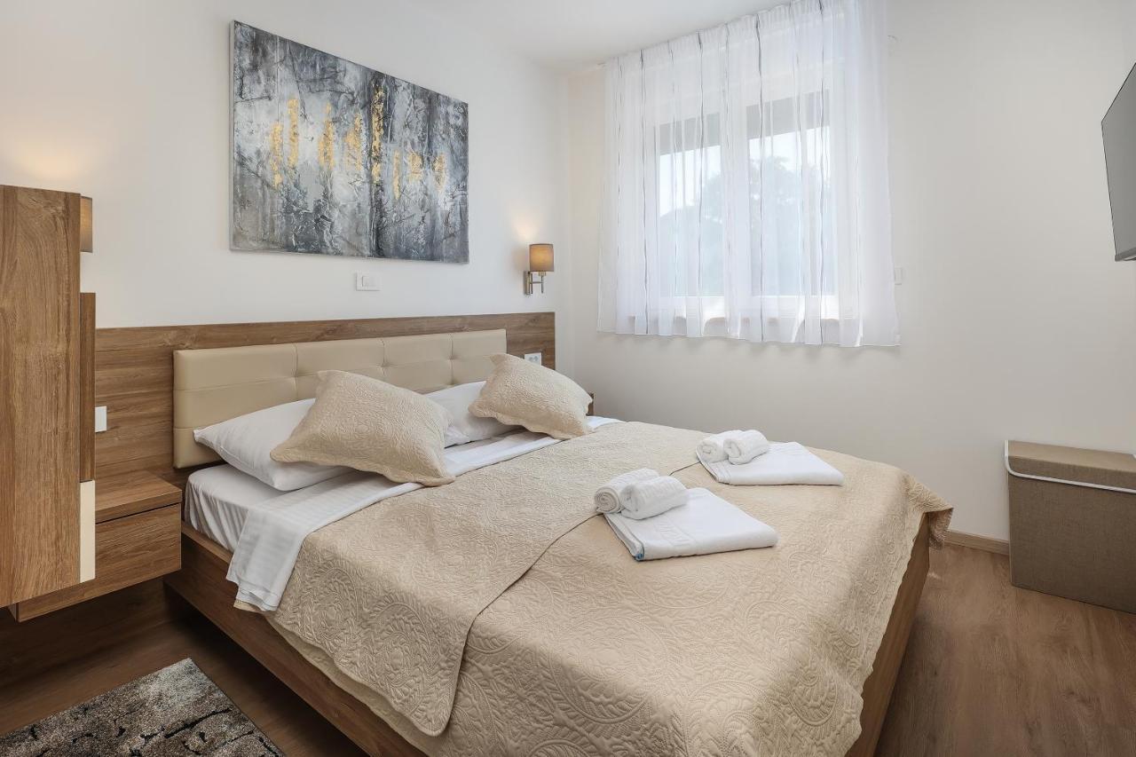Kaoru Brand New With A Heated Swimming Pool * Malinska