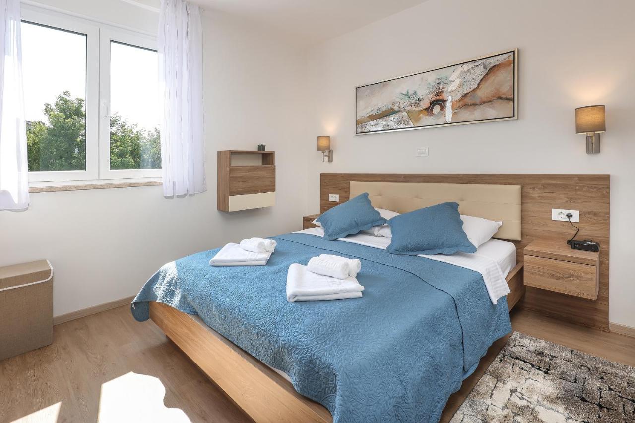 Kaoru Brand New With A Heated Swimming Pool * Malinska