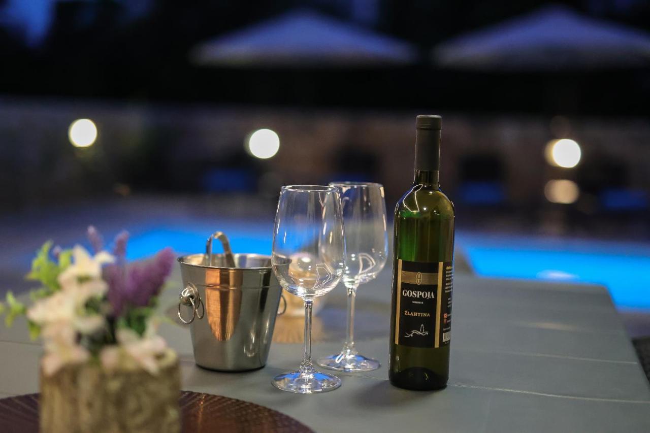 Kaoru Brand New With A Heated Swimming Pool Villa Malinska