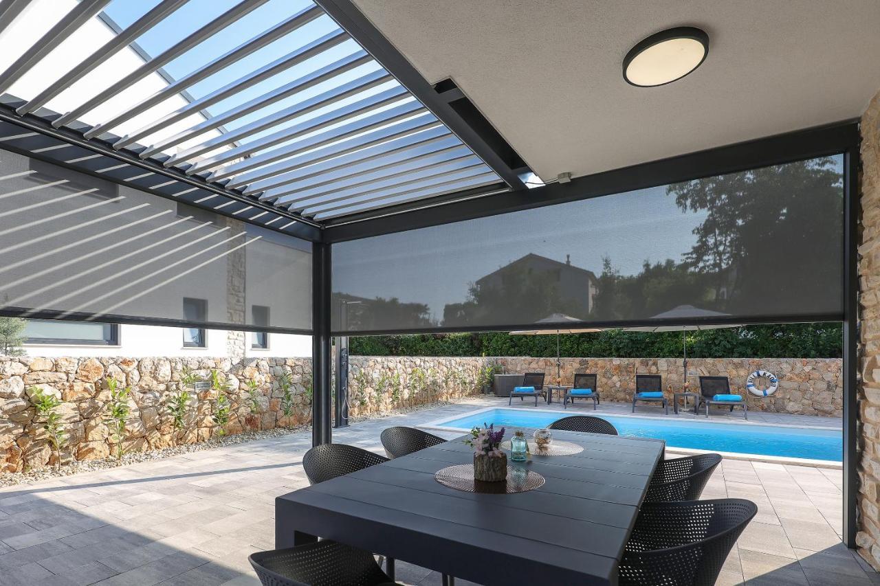 Villa Kaoru Brand New With A Heated Swimming Pool *