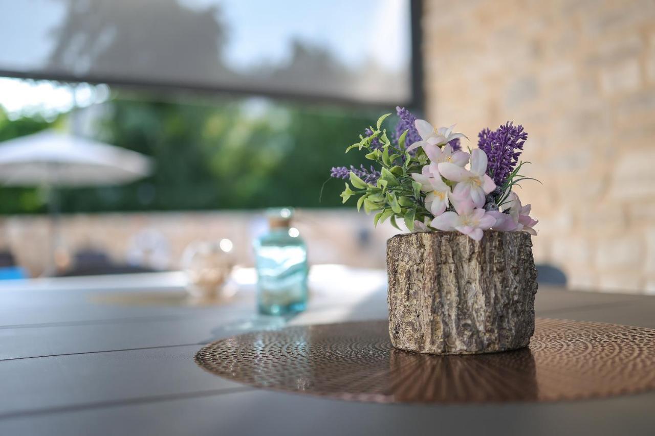 Villa Kaoru Brand New With A Heated Swimming Pool *